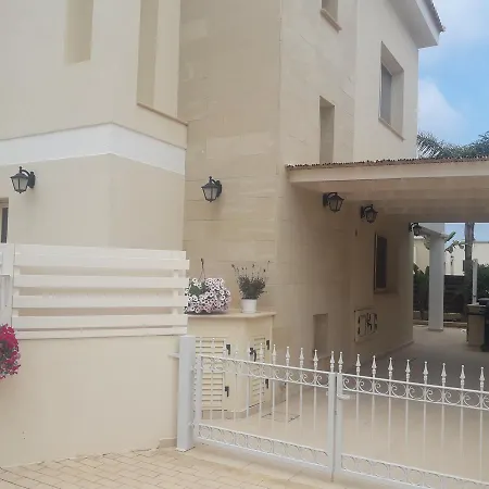 Anthorina Villa 9-2