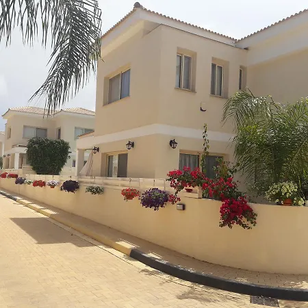 Anthorina Villa 7-2