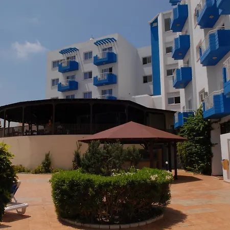 Maistros Hotel Apartments And Bungalow Suites-3