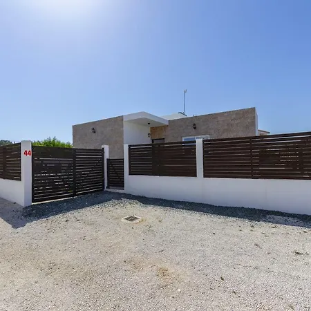 Protaras Villa Hollywood-3
