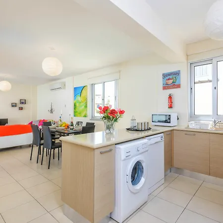 Konnos Beach Villa 2-3
